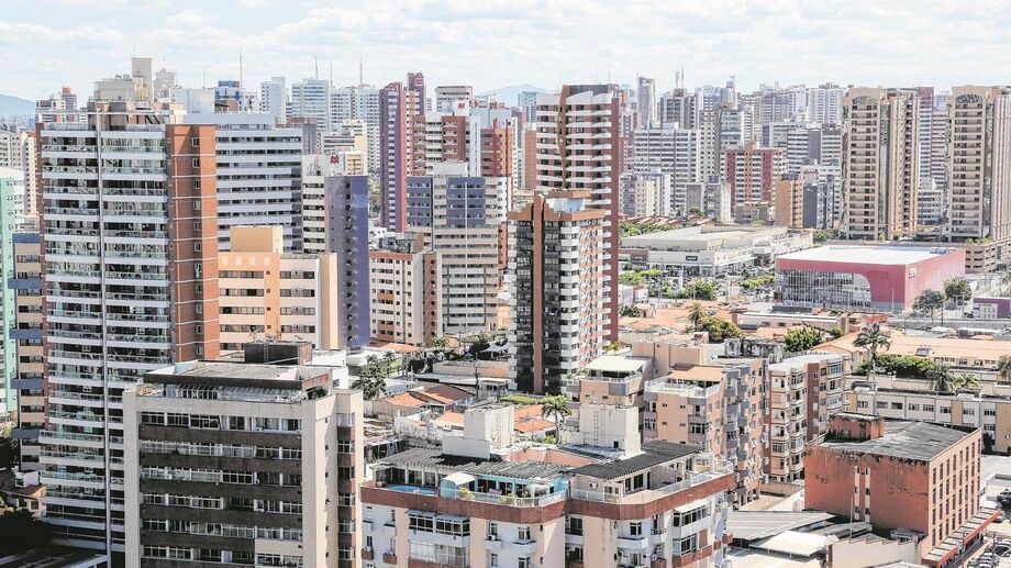 Os financiamentos para a compra e a construção de imóveis em maio somaram R$ 7,13 bilhões, crescimento de 6,5% na comparação com abril e aumento de 8,2% frente a maio do ano passado