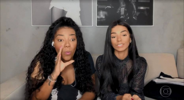A cantora Ludmilla e sua esposa, Brunna Gonçalves