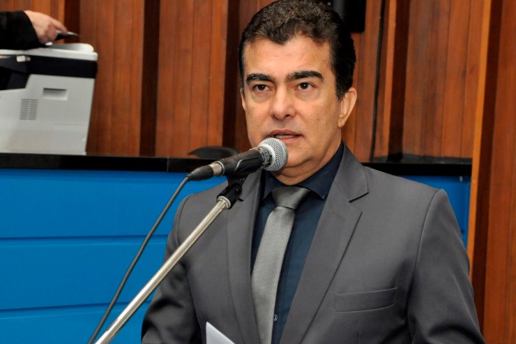 Deputado defende que a violência contra mulher deve ser debatida nas escolas