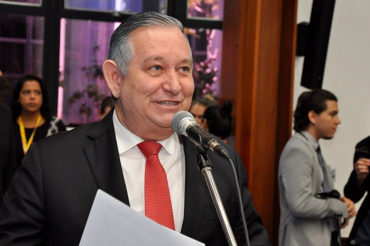 Presidente da Comissão de Saúde apresenta proposta que beneficia o portador de Transtorno do Espectro Autista