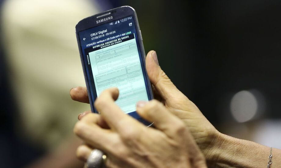 Para a liberação da versão digital da CNH, é necessário que o documento tenha sido emitido a partir de 1º de maio de 2017