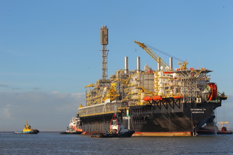 A produção nacional de petróleo em maio foi de 3,48 milhões de barris de óleo equivalente por dia (boe/d), segundo boletim mensal da produção e petróleo e gás divulgado pela Agência Nacional do Petróleo, Gás Natural e Biocombustíveis (ANP)