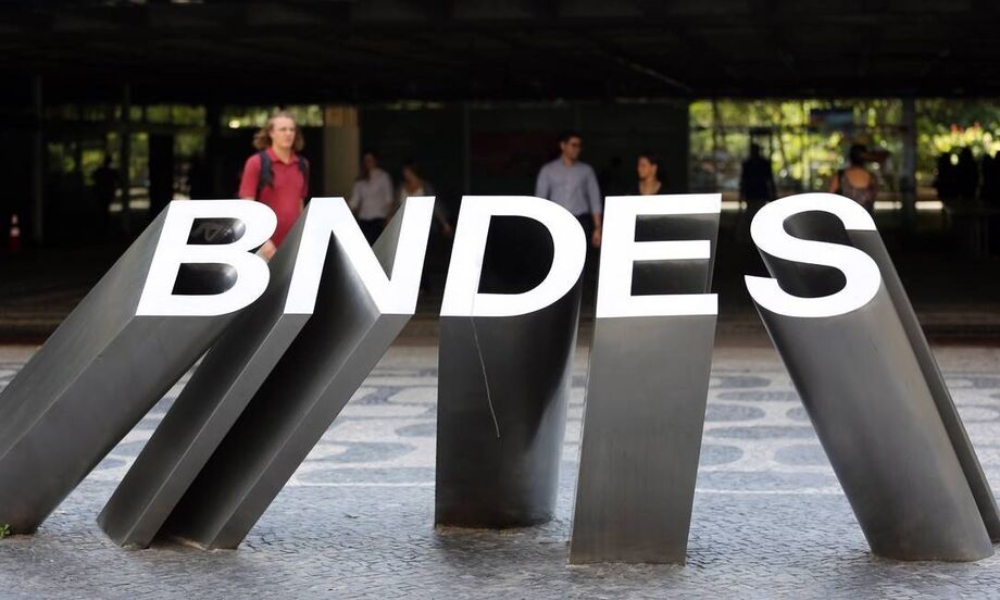 Fachada do Banco Nacional de Desenvolvimento Econômico e Social (BNDES)