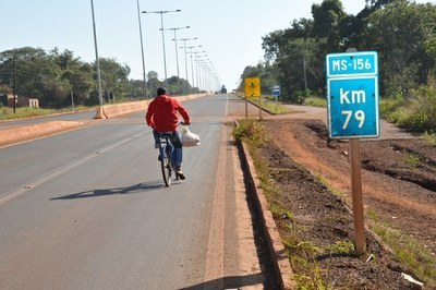Trecho da MS-156 em Dourados