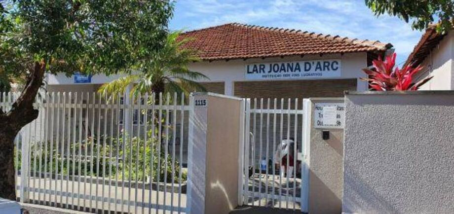 Surto de coronavírus já causou a morte de seis idosos no Lar Joana D'Arc, em Tabapuã, interior de SP