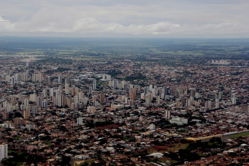 O céu no estado pode variar de claro a nublado neste sábado