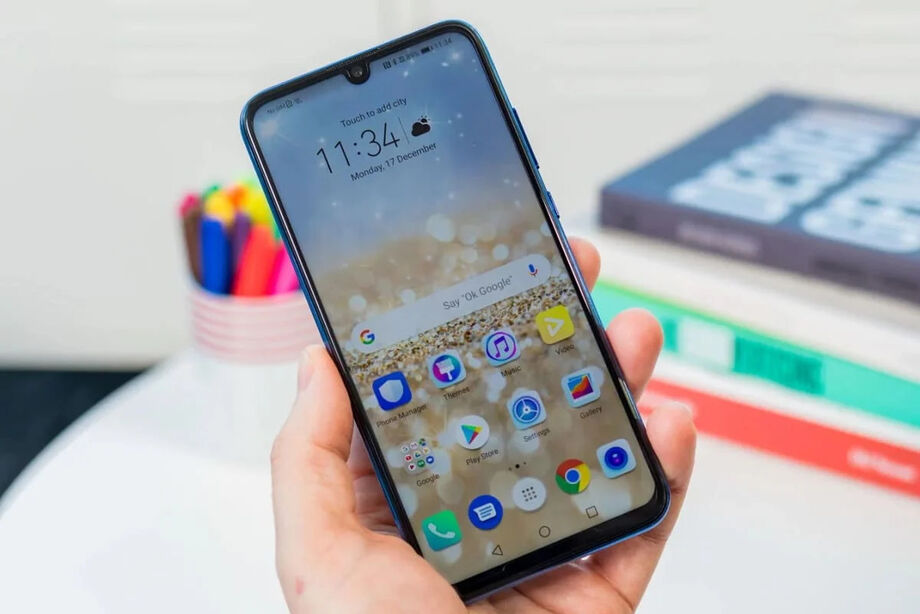 Na crise, os brasileiros também optaram por adquirir celulares mais baratos