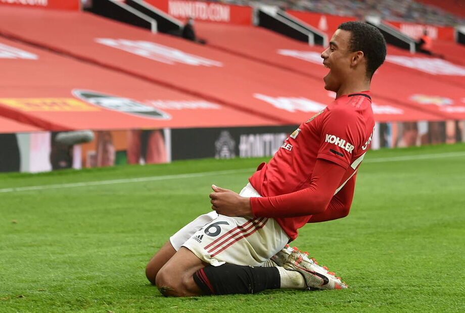 Manchester United goleia o Bournemouth em casa e assume o 4º lugar do Inglês