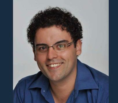 Juninho também tinha um salão de beleza