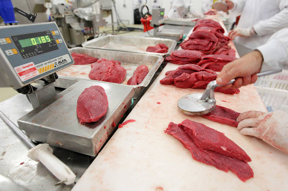 China vem intensificando fiscalização sanitária sobre a importação de carnes em meio à segunda onda de contaminação do novo coronavírus na Ásia