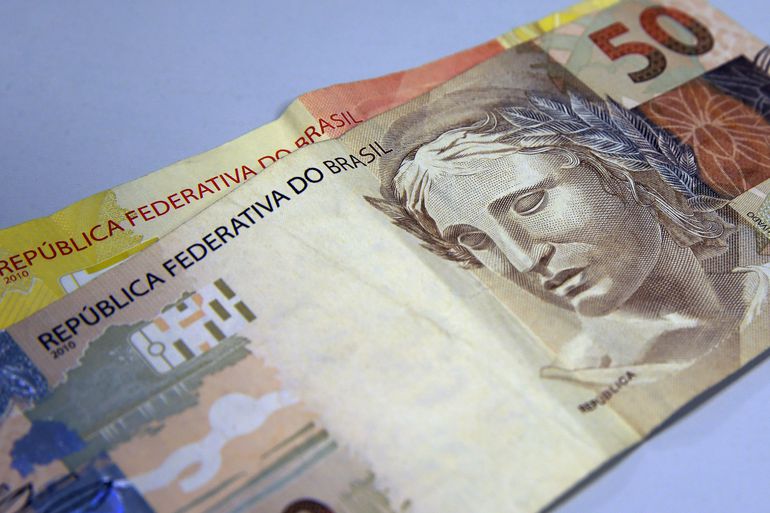 O relatório Focus trouxe ainda a projeção para o IPCA em 2022, que seguiu em 3,50%.