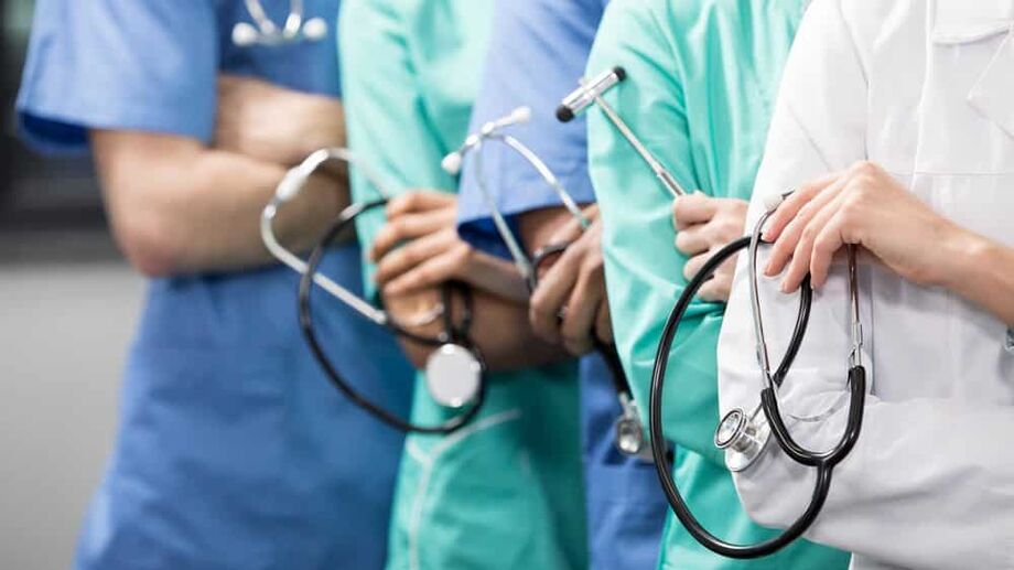 O Diário Oficial do Estado traz nesta segunda-feira (06.07), o edital de inscrições para o processo seletivo destinado à contratação de profissionais da área médica