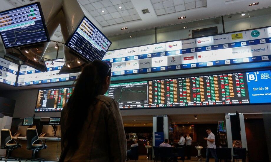 No acumulado em 2020, os investidores estrangeiros já retiraram R$ 77,488 bilhões do mercado acionário brasileiro.