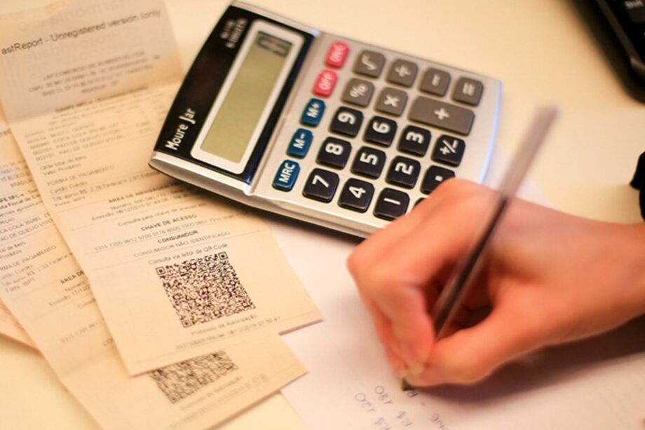 O BC destaca que a população de renda média – entre R$ 2 mil e R$10 mil – e com idade acima de 54 anos é financeiramente mais vulnerável