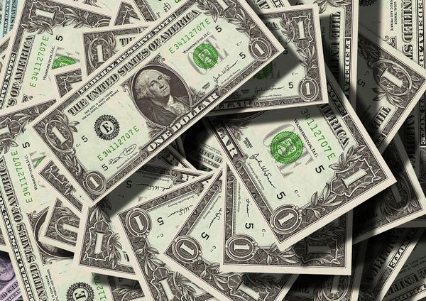 As vendas do varejo cresceram 13,9% em maio, acima do previsto