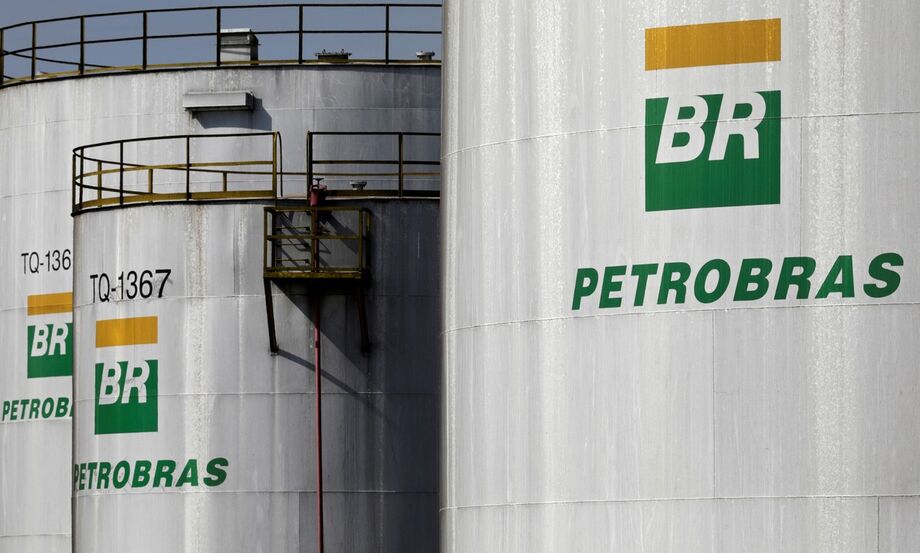 O leilão de três plataformas da Petrobras marcado para esta quinta, 9, foi transferido para o dia 24 de julho