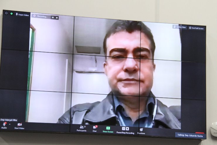 Na sessão de quinta-feira (9), o deputado Marçal Filho (PSDB) apresentou o Projeto de Lei 133/220 que dispõe sobre a implantação de medidas para a detecção da Covid-19
