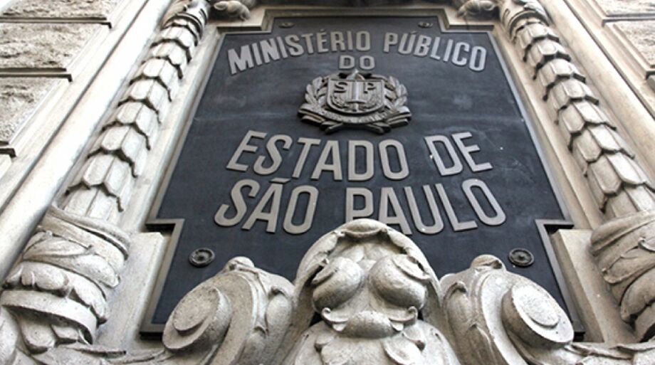 Com relação às buscas o MP-SP indicou que foram apreendidas diversas mídias digitais, entre celulares, computadores, HDs e pendrives, além de documentos impressos e dinheiro.