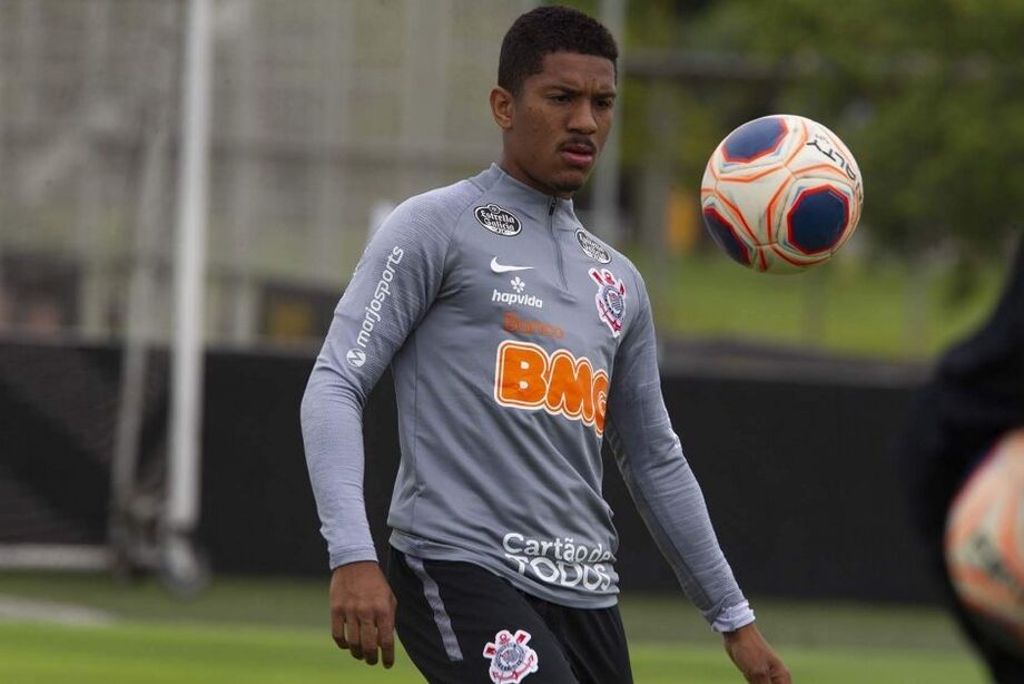 A transferência de Davó do Guarani ao Corinthians tornou-se pauta no campo jurídico