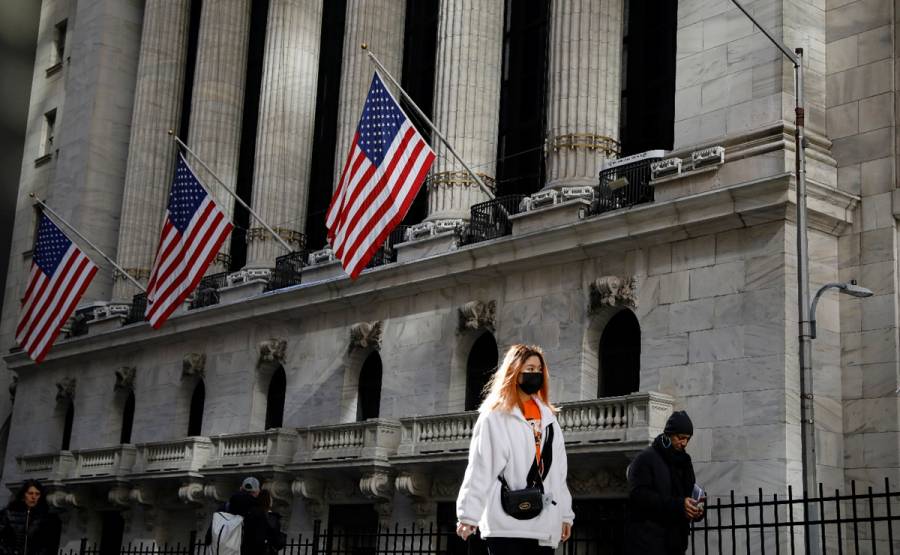 Estados Unidos preocupa especialistas em número de casos e óbitos