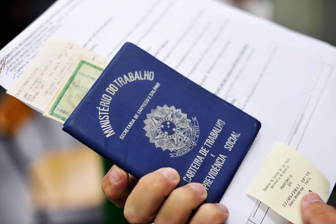 São mais de 660 vagas de trabalho pelo Estado