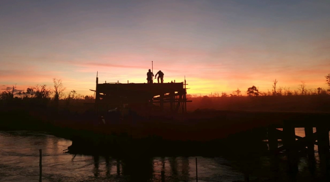 O estado está investindo aproximadamente 50 milhões para a construção de 56 pontes de concreto armado