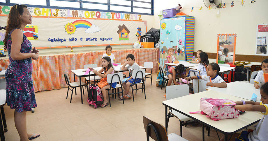A reunião acontece hoje (14)