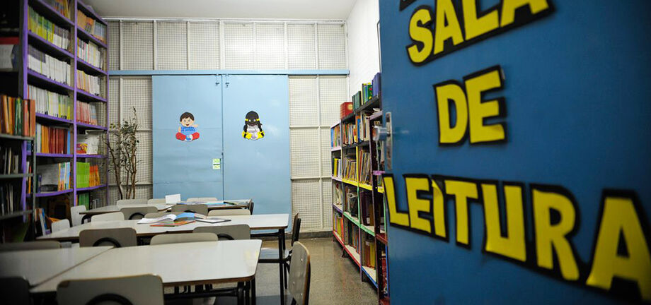 Os alunos estão fazendo aulas remotas