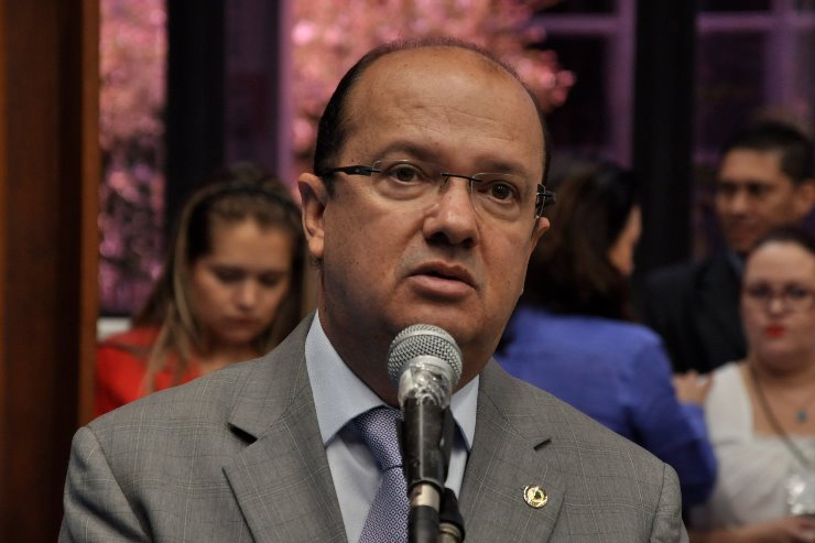 Sobre a taxa de limpeza compulsória, o autor da matéria esclarece que não é a mesma da multa por manter imóvel particular sujo