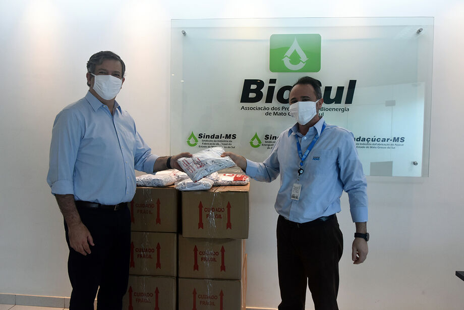 A doação foi entregue pelo diretor-regional Rodolpho Caesar Mangialardo ao presidente da Biosul, Roberto Hollanda Filho