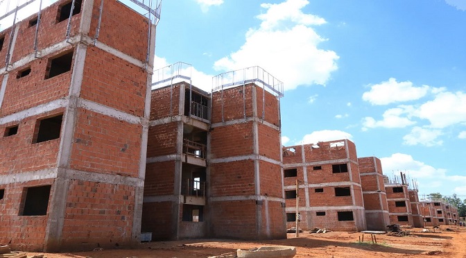 Serão entregues 151 títulos de imóveis