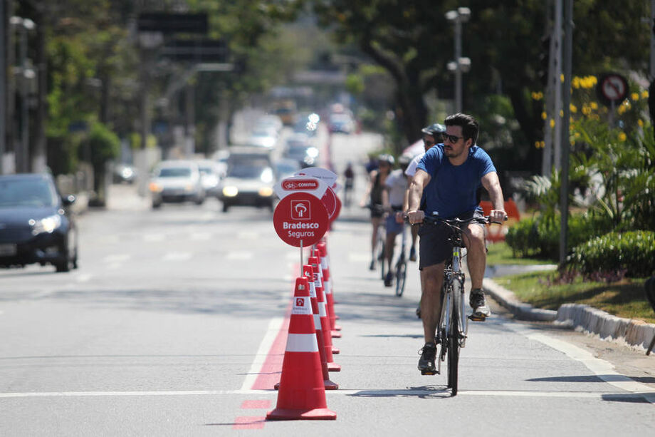 A primeira ciclofaixa de lazer paulistana foi implantada em 2009.