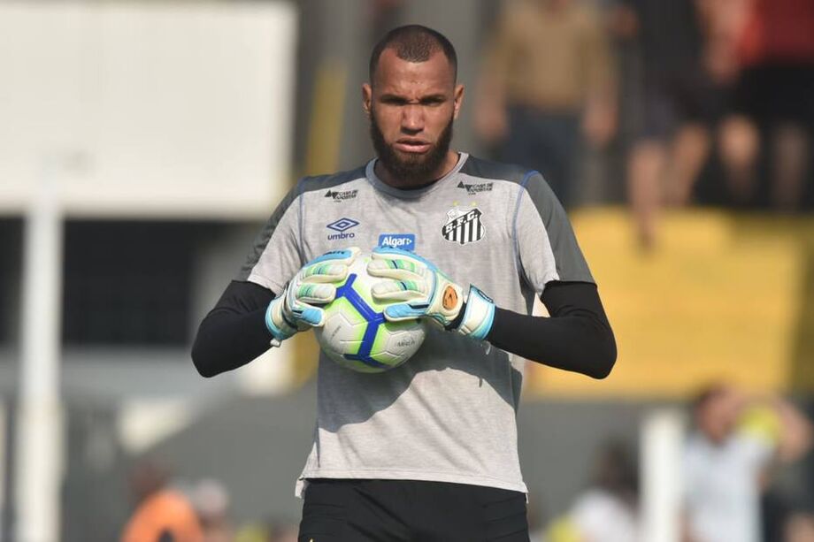Everson, goleiro do Santos
