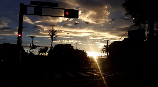 Vento fraco em todas as regiões do Estado. As temperaturas neste dia poderão variar entre de 14° C a 36 °C no Estado