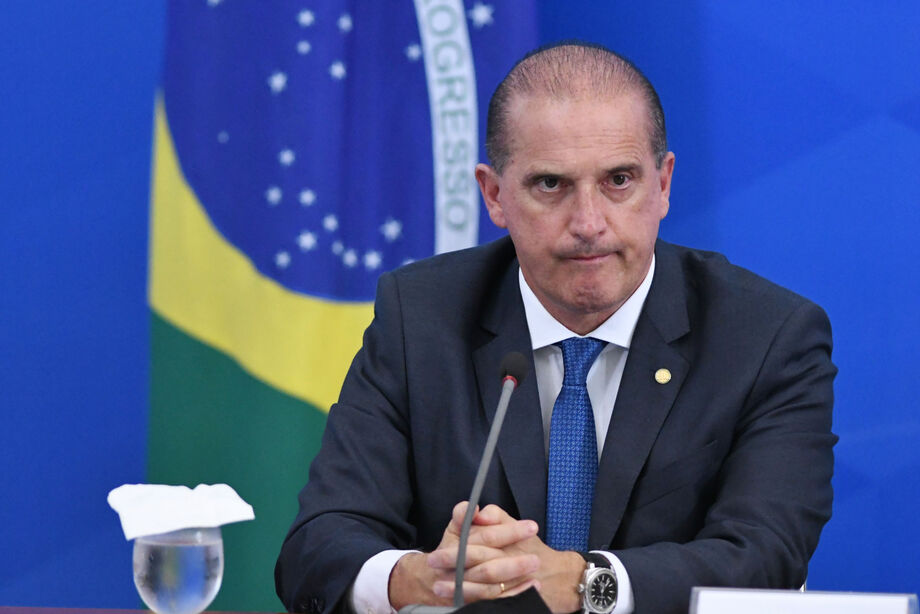 Onyx Lorenzoni é mais um representante dos três Poderes diagnosticados com covid-19