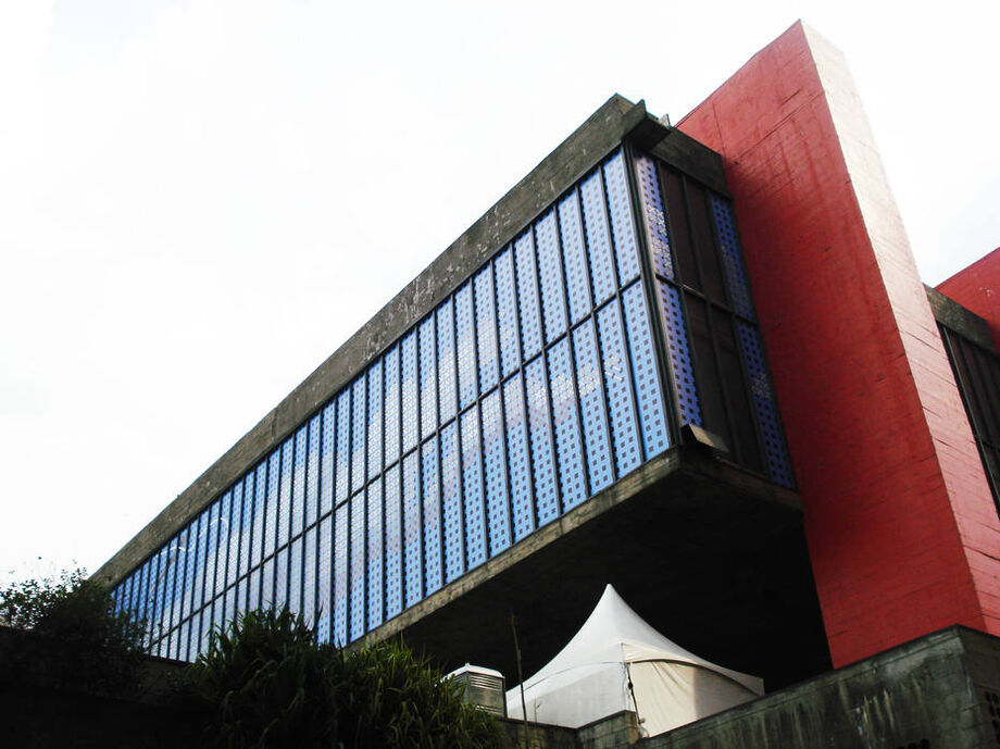 Crise. Museu demitiu por causa da paralisia