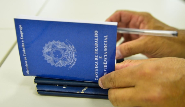 CTPS(Carteira de Trabalho e Previdência Social)