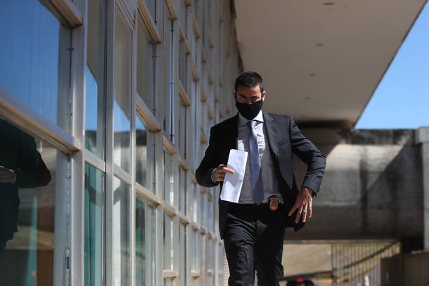 Agente da Polícia Federal no Senado