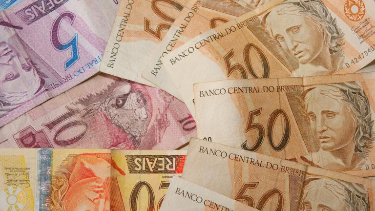 Com isso, o IPCA-15 acumula taxas de inflação de 0,67% no ano e de 2,13% no período de 12 meses.