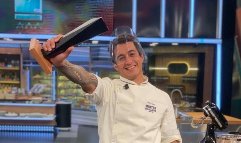 A prova final foi um menu completo, com entrada, prato principal e sobremesa e os ingredientes utilizados foram definidos por sorteio.
