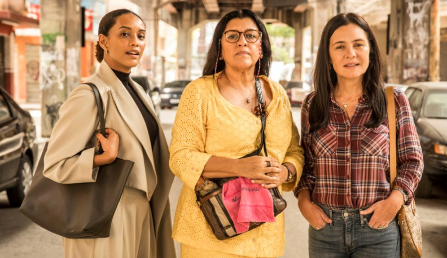 A emissora minimizou a redução do elenco