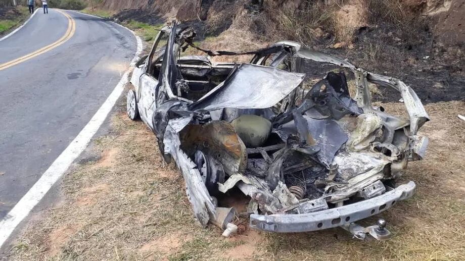 Investigações da Polícia Civil apontam que Martins ateou fogo no próprio veículo com o intuito de receber dinheiro do seguro