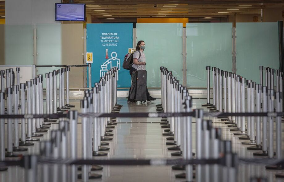 Aeroporto internacional de Guarulhos, que teve forte queda no movimento por causa da pandemia.