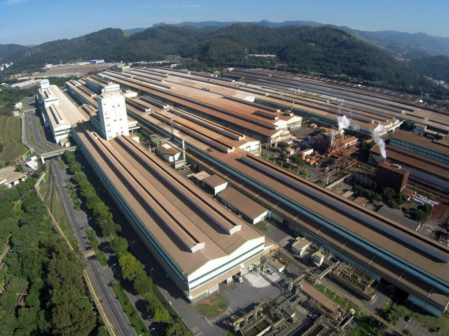 A receita líquida do segundo trimestre foi 36,3% inferior em relação ao primeiro trimestre
