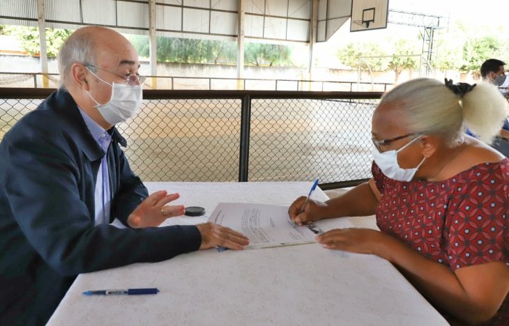 Regularização fundiária avança no Distrito de Nova Casa, em Nova Andradina, e 786 famílias já tem o título de propriedade de seus imóveis