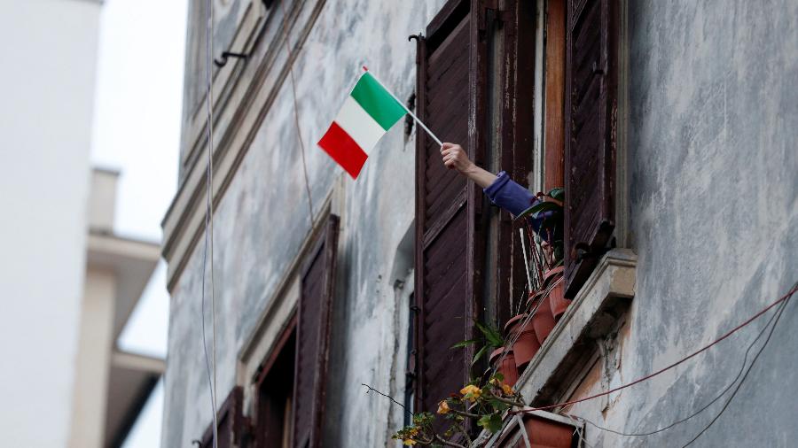 O Istat também revisou os dados do primeiro trimestre, quando a economia italiana entrou em recessão.