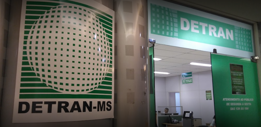 Laiza frisa a importância de procurar as agências somente se necessário.