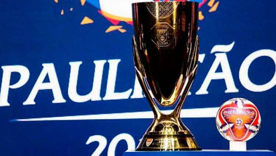 Troféu de campeão do Campeonato Paulista 2020