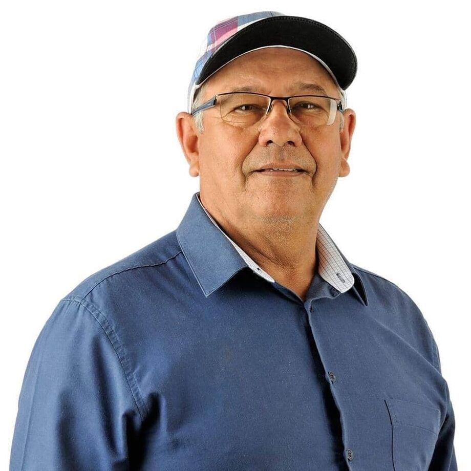 José Agostim Acosta Neto, ou “Zé Corin” como era conhecido, do PSDB, a causa da morte é por Covid-19.