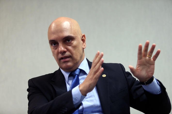 O ministro Alexandre de Moraes determinou o bloqueio dos bolsonaristas